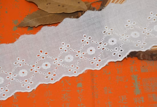 スペイン綿のポプリンレース生地の刺繍レーストリム